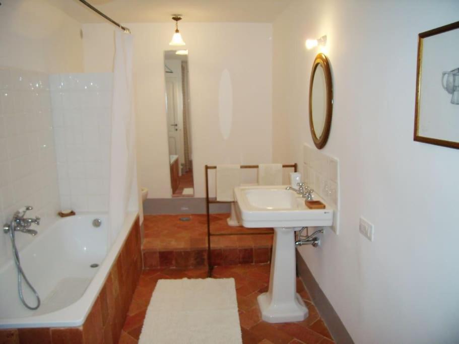 Near The Sea Big Panoramic House 2 Terraces In Lovely Village Montiano  Exteriör bild